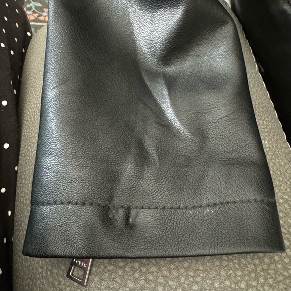 Levi Faux Leather Jacket Sz large Black - Picture 6 of 7